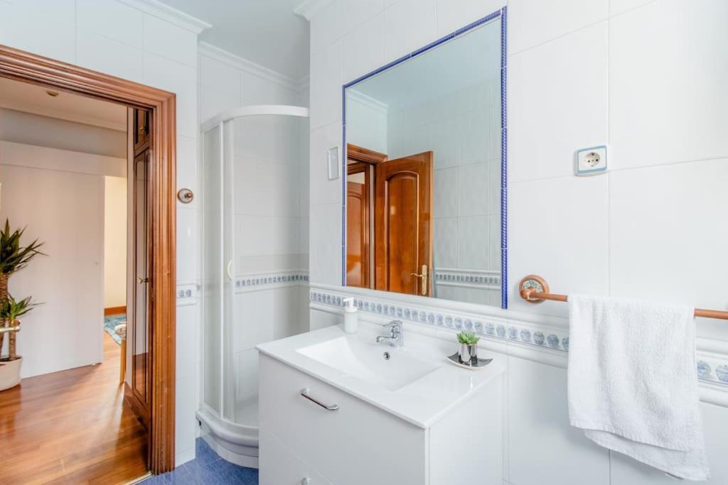 Bilbao-Barakaldo Cerca Del Bec 5'/ A 15' De Bilbao Apartman Kültér fotó